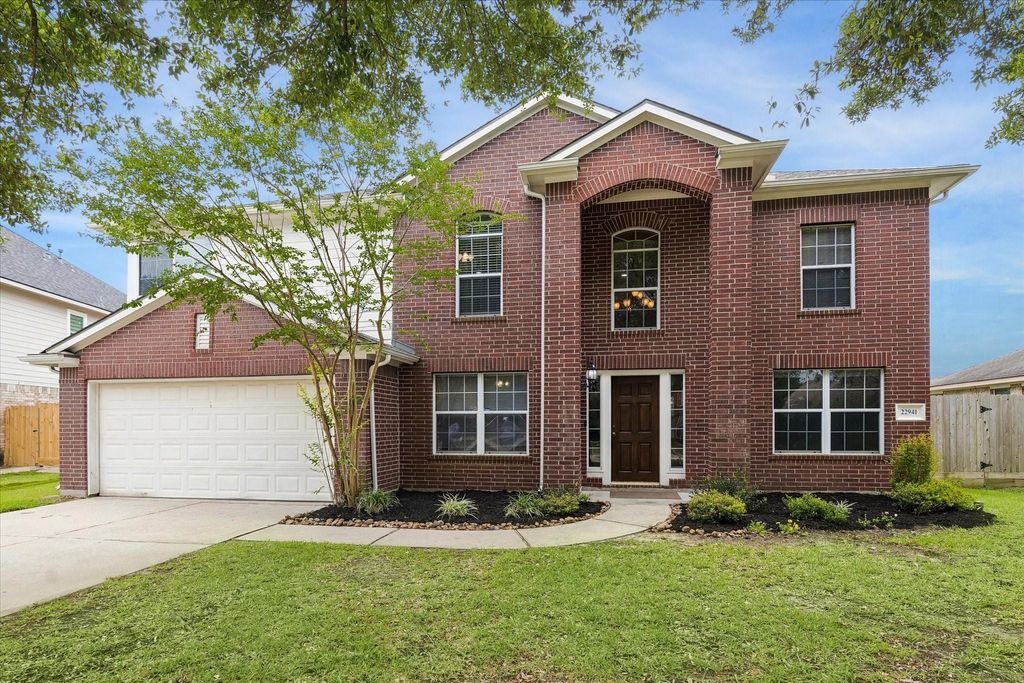 Photo of 22941 Antiqua Estates Court, Conroe, TX 77385 (MLS # 21115769)