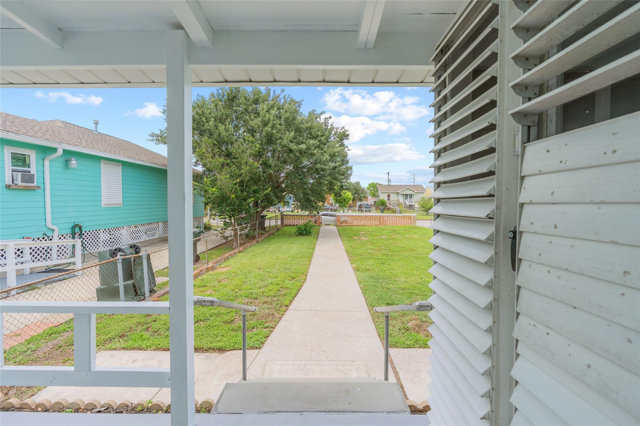 5319 Avenue O 1/2