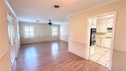 Tiny photo for 321 20th Avenue N, Texas City, TX 77590 (MLS # 61496031)