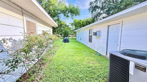 Tiny photo for 321 20th Avenue N, Texas City, TX 77590 (MLS # 61496031)