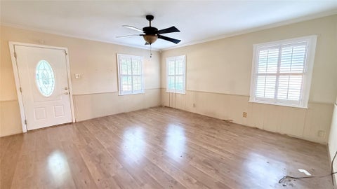 Tiny photo for 321 20th Avenue N, Texas City, TX 77590 (MLS # 61496031)