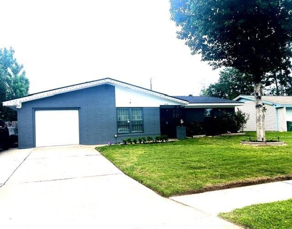 Photo of 4210 Gardendale Drive, Houston, TX 77092 (MLS # 63829915)