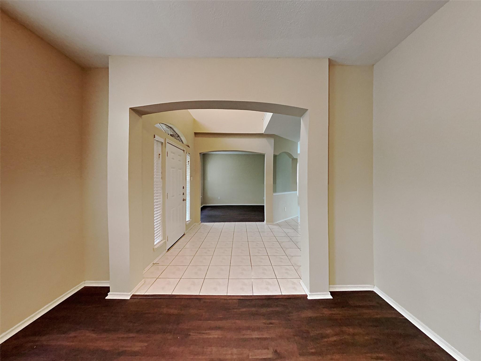 2218 Laurel Oaks Drive