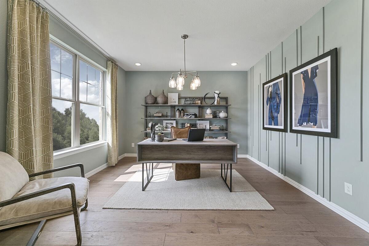 21115 Venetian Glass Lane