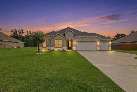 Photo of 6422 Rolling Hills Road, Conroe, TX 77303 (MLS # 42954870)