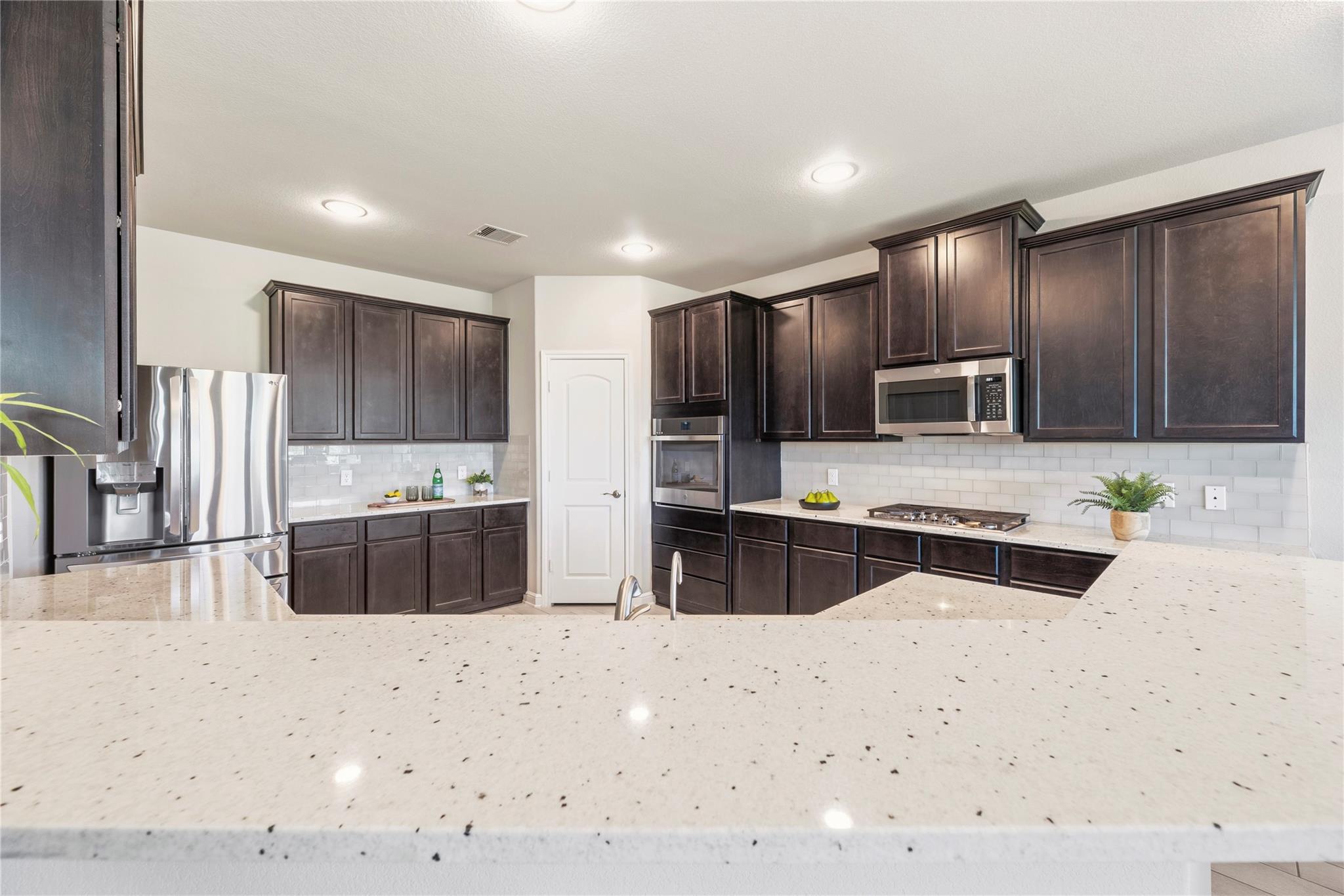 3319 Learning Tree Lane