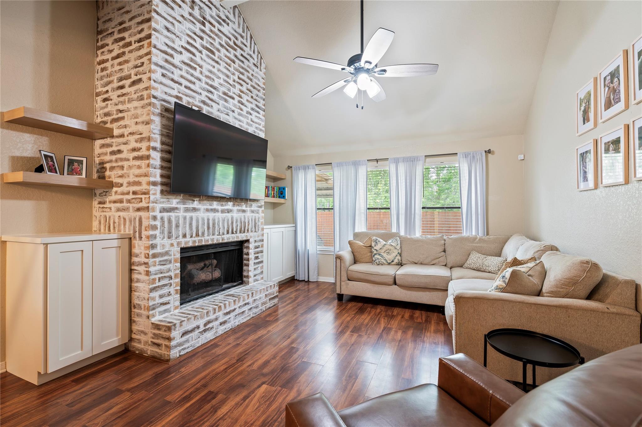 3812 Amanda Drive