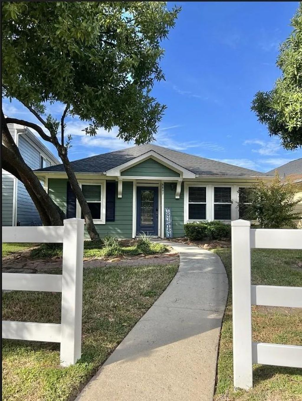 Photo of 6807 Kingwood Glen Drive, Humble, TX 77346 (MLS # 19500463)