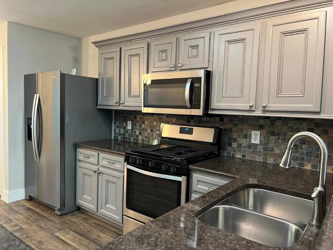 6807 Kingwood Glen Drive