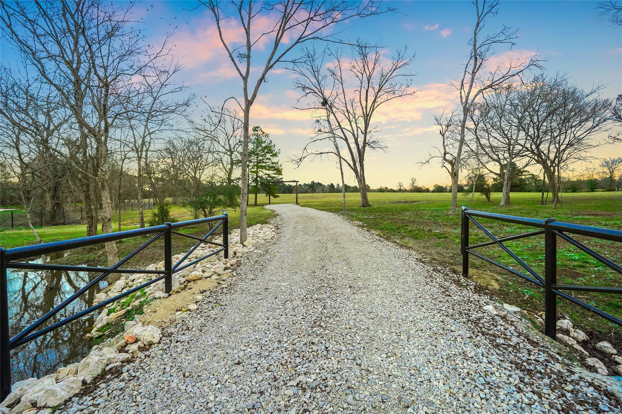 1212 N Fm 1486