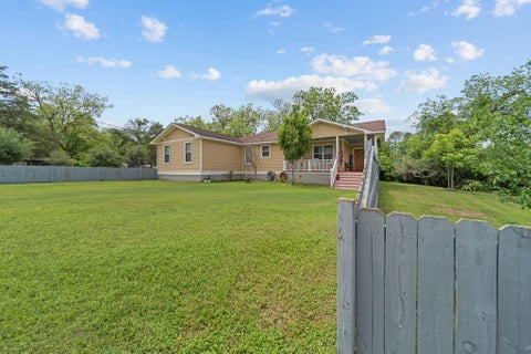 Homes For Sale - 202 Sweed Street<br/> Brenham, TX 77833