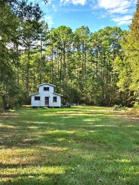 Photo of 202 Norma Lane, Cleveland, TX 77328 (MLS # 80545594)