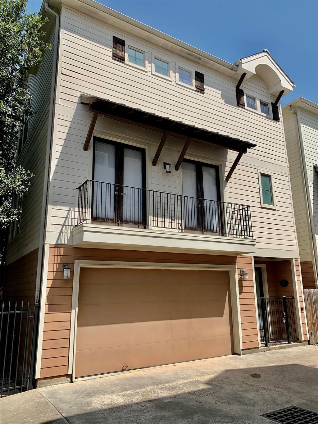 Photo of 5305 Nett Street #A, Houston, TX 77007 (MLS # 24453599)