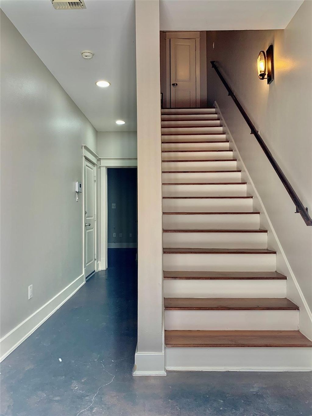 Photo of 5305 Nett Street #A, Houston, TX 77007 (MLS # 24453599)