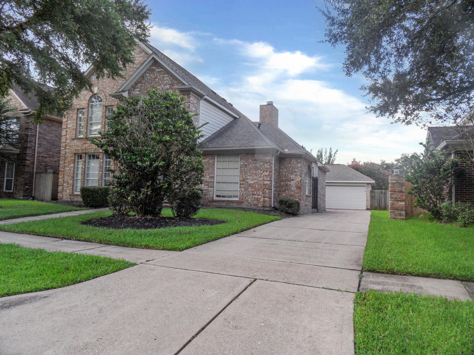 7302 Emerald Glen Drive