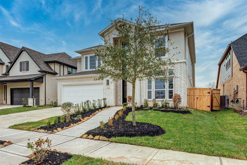 Photo of 1735 Rustling Creek Drive, Missouri City, TX 77459 (MLS # 64374678)