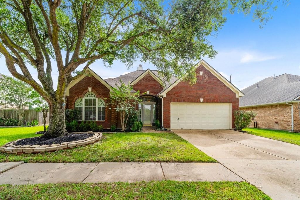 Photo of 2718 Hazy Creek Drive, Houston, TX 77084 (MLS # 28356479)