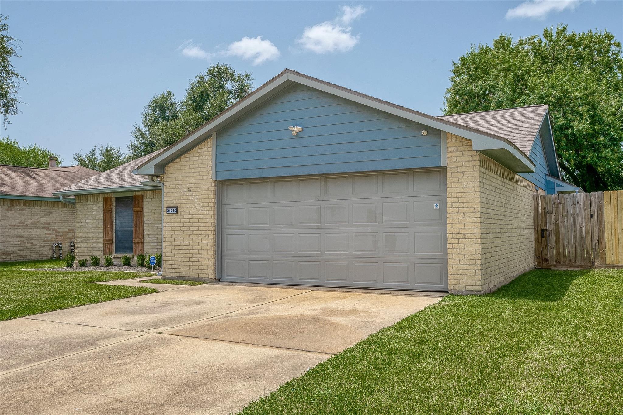 24010 Silversmith Lane