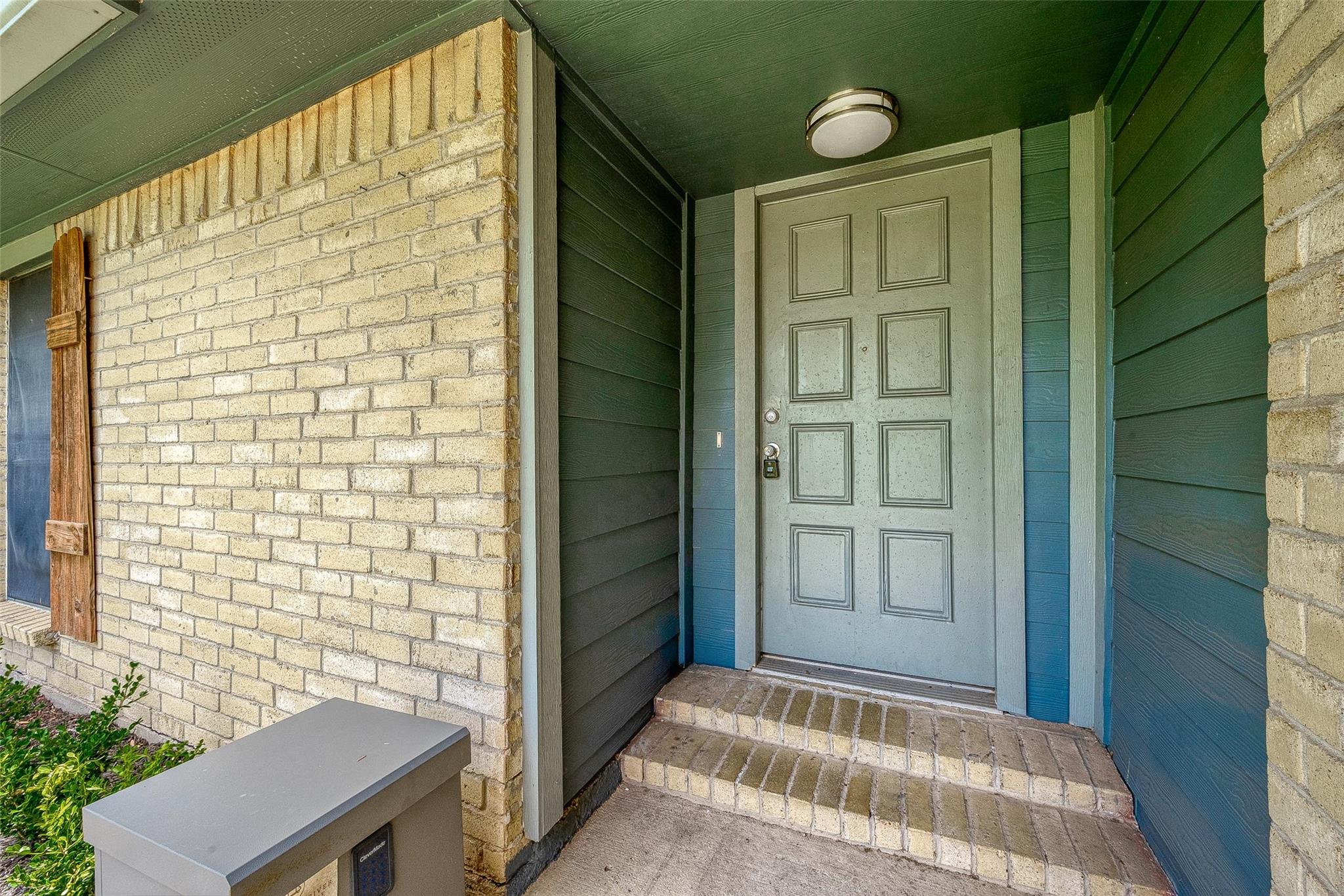 24010 Silversmith Lane