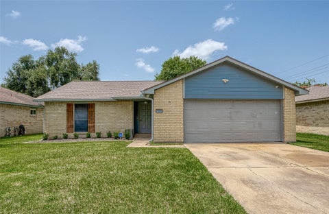 Photo of 24010 Silversmith Lane, Katy, TX 77493 (MLS # 46467461)