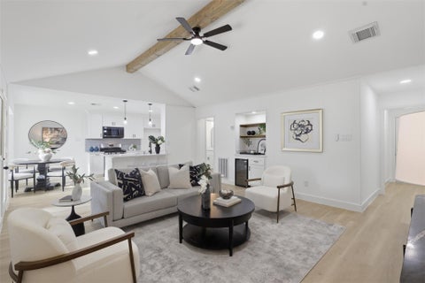 Photo of 8806 Twisting Vine Lane, Houston, TX 77040 (MLS # 16850882)