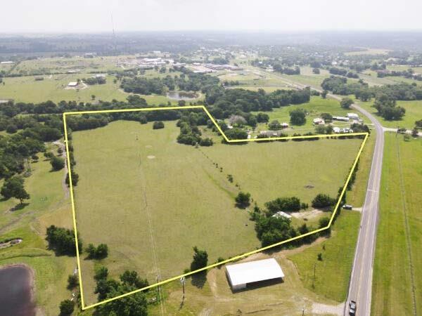 1496 Fm 149 Rd Road W