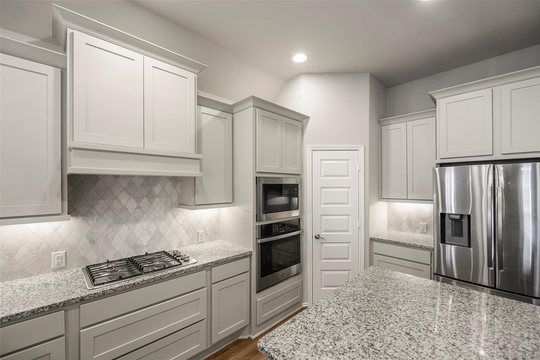 20006 Wild Horse Hollow Lane