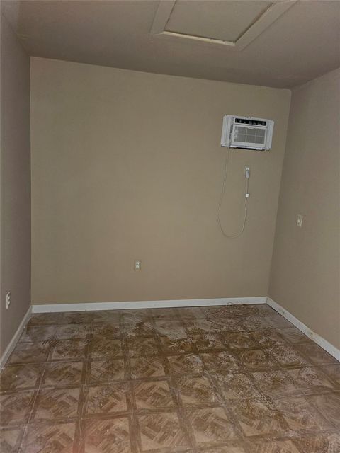 Tiny photo for 16718 Running Quail Court, Houston, TX 77489 (MLS # 91207487)