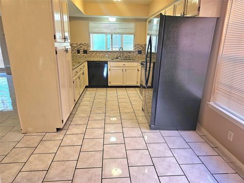 Tiny photo for 16718 Running Quail Court, Houston, TX 77489 (MLS # 91207487)
