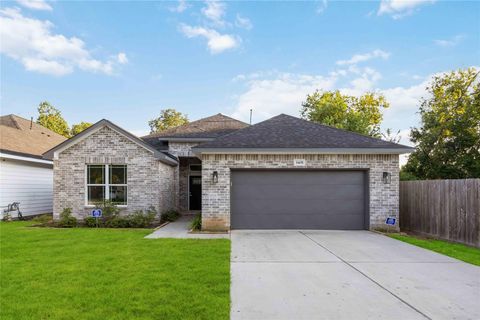 Photo of 3405 Rebecca Street, Houston, TX 77021 (MLS # 31594750)