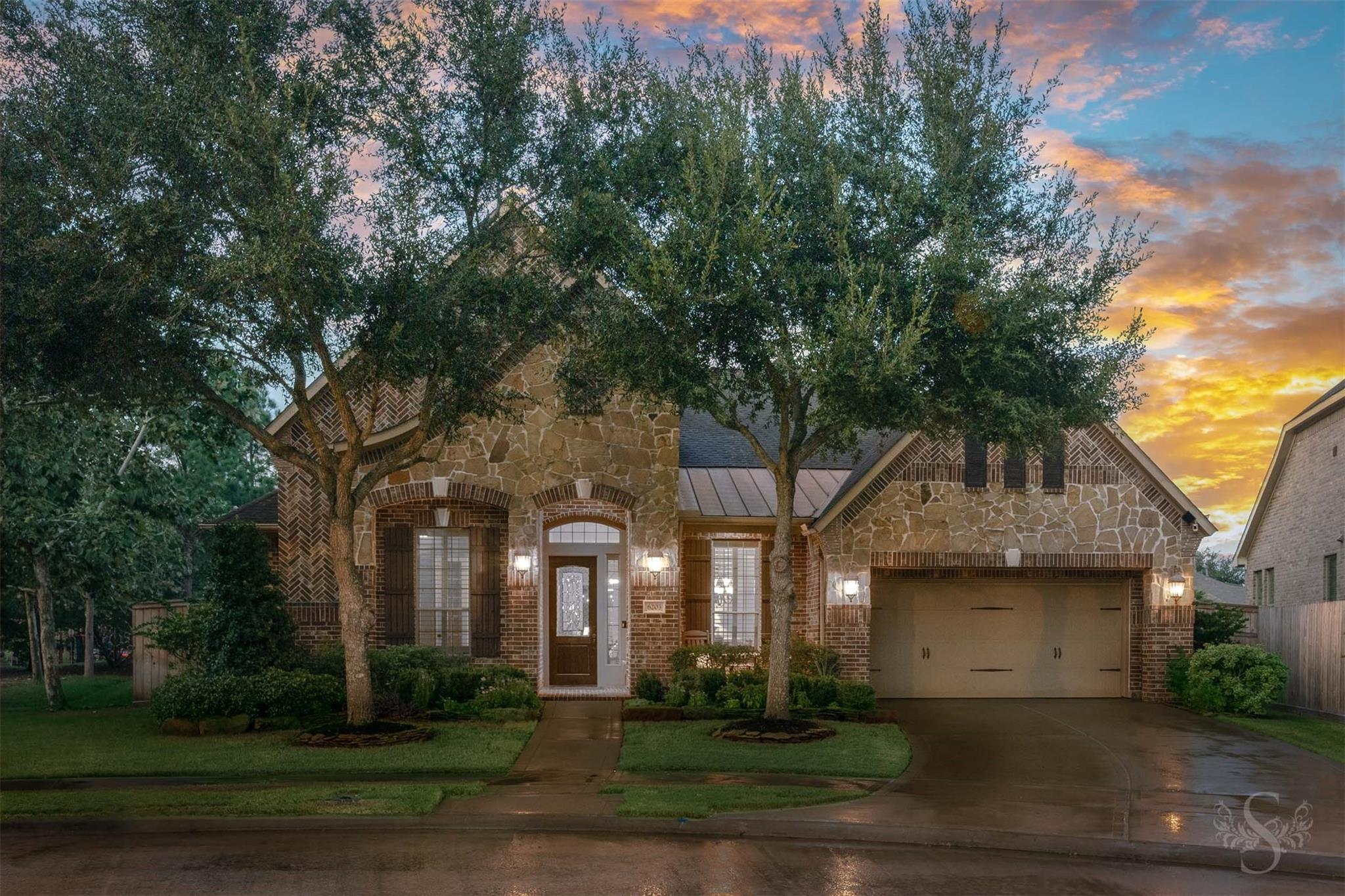 6203 South Saddle Creek Lane