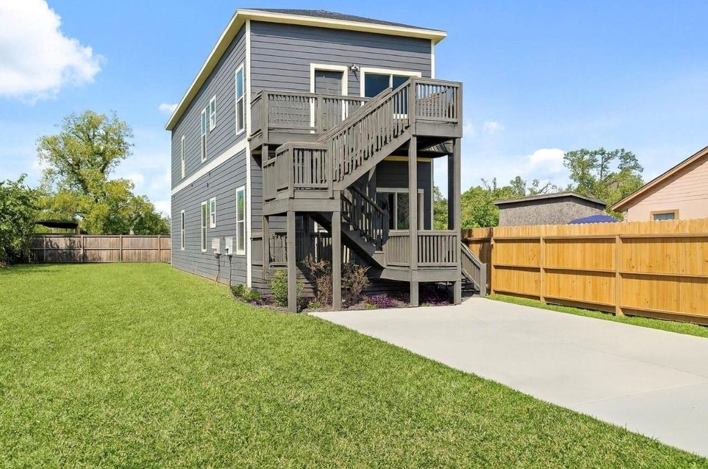Photo of 8203 Tower Street, Houston, TX 77088 (MLS # 93520551)