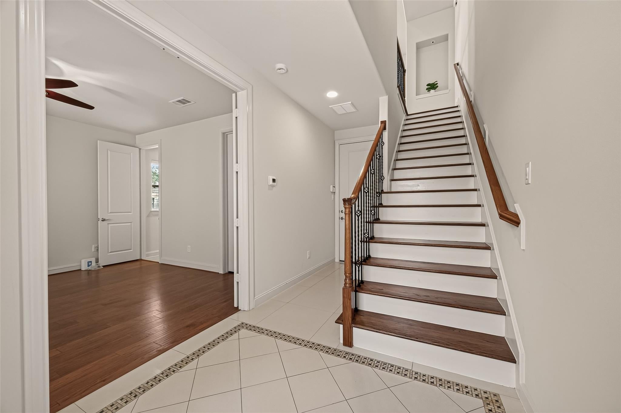 703 Live Oak Street