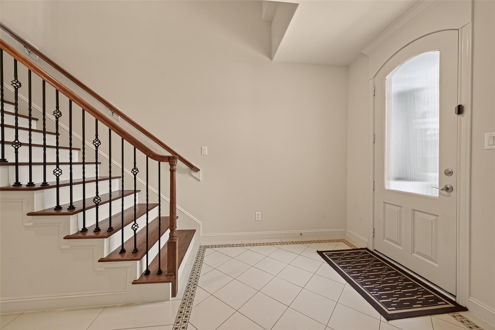 703 Live Oak Street