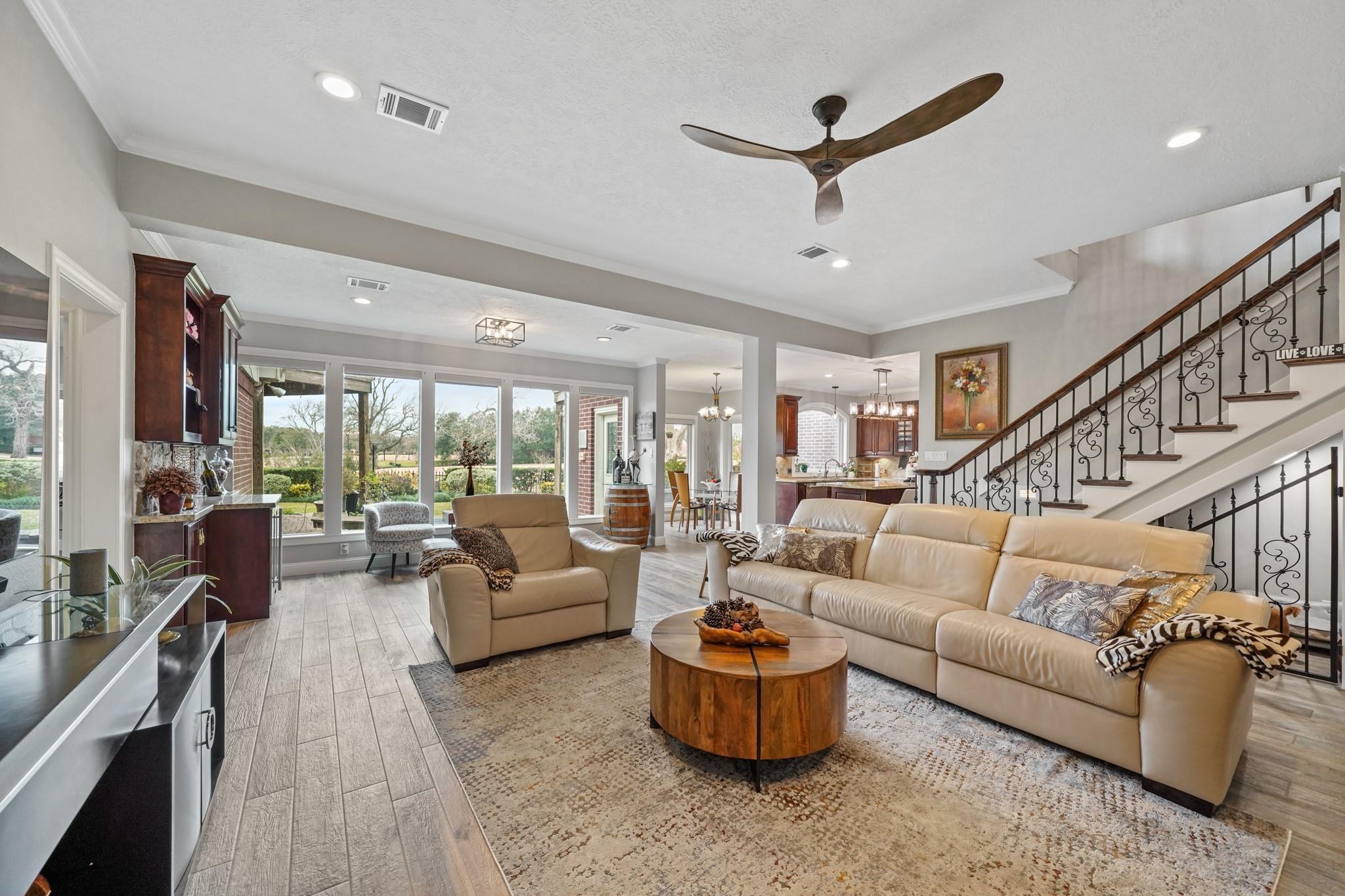 Sugar Land, Texas, 77479, United States, 5 Bedrooms Bedrooms, ,4 BathroomsBathrooms,Residential,Active,2009839