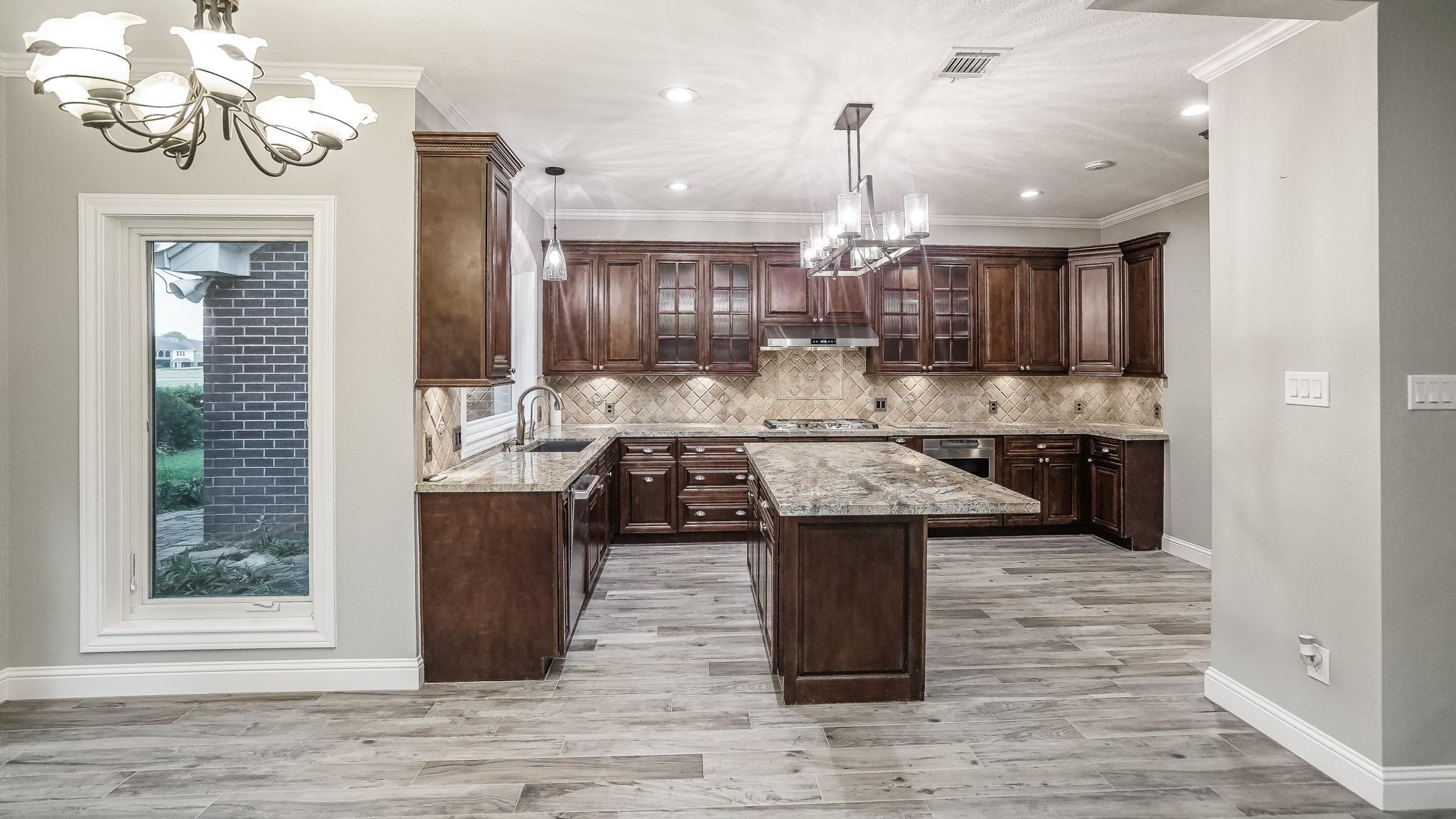 Sugar Land, Texas, 77479, United States, 5 Bedrooms Bedrooms, ,4 BathroomsBathrooms,Residential,Active,2009839