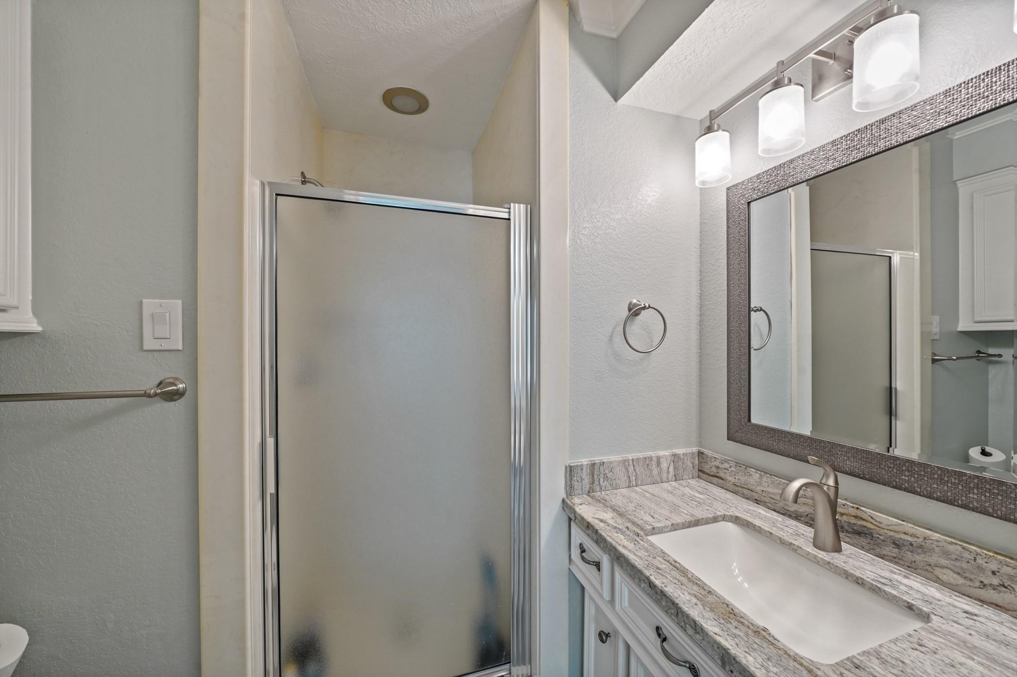 Sugar Land, Texas, 77479, United States, 5 Bedrooms Bedrooms, ,4 BathroomsBathrooms,Residential,Active,2009839