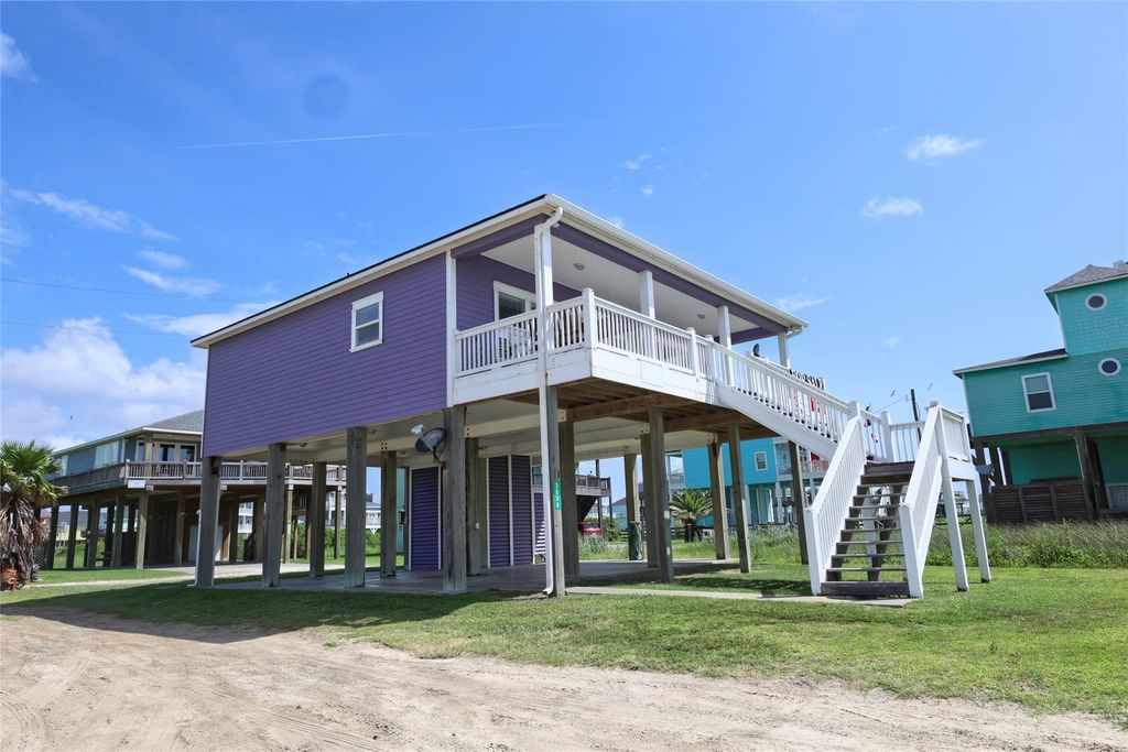 Photo of 3008 Shady Lane, Crystal Beach, TX 77650 (MLS # 61049907)
