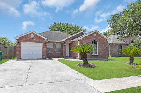 Homes For Rent - 5518 Rio Ramos Street<br/> Rosharon, TX 77583