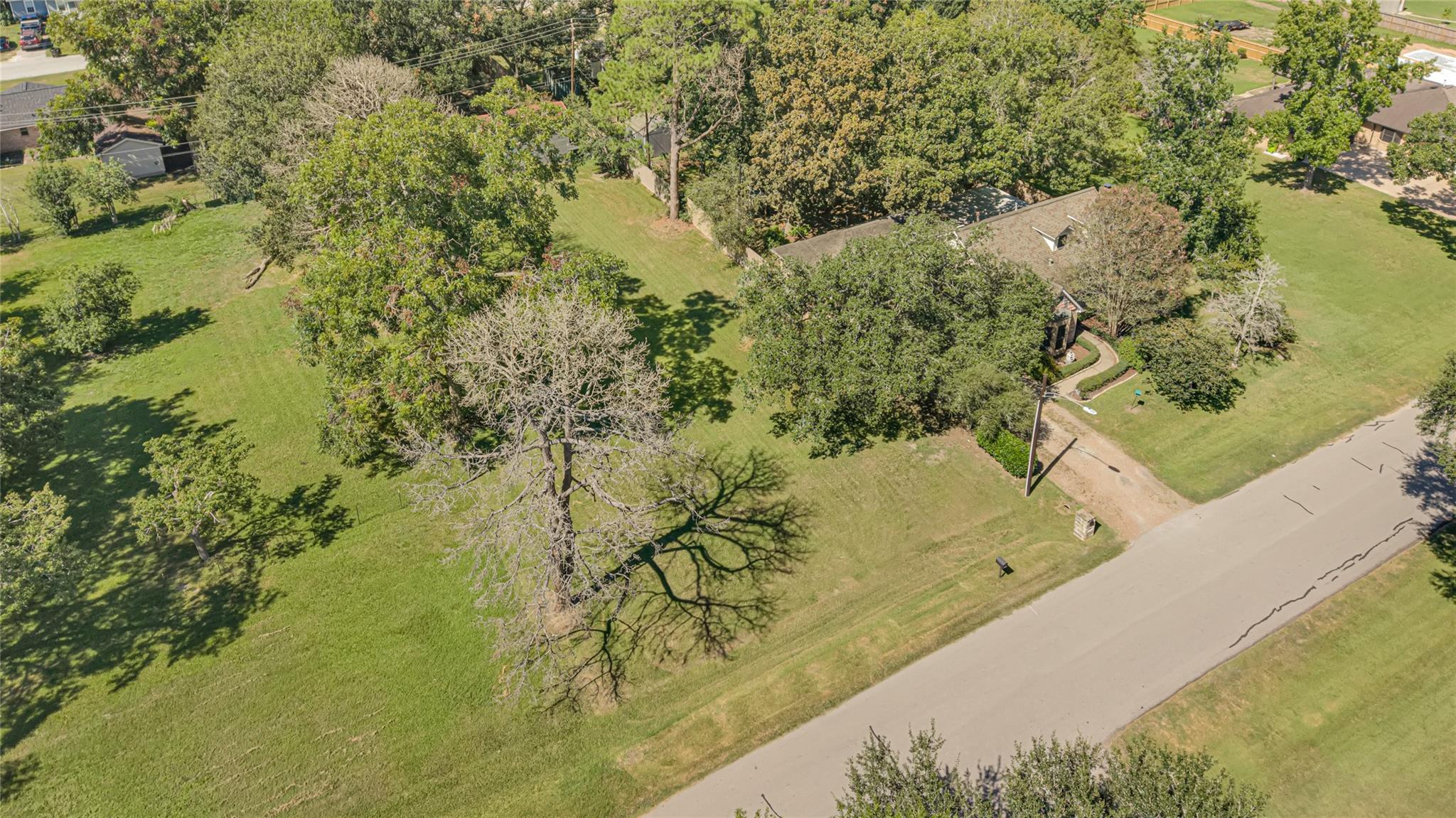 901 Elizabeth Avenue