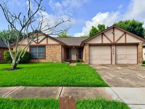 Photo of 7202 Zieglers Grove, Richmond, TX 77469 (MLS # 19322444)