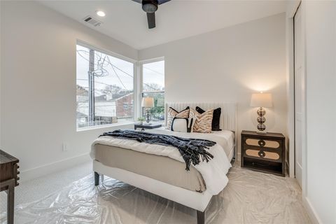 Tiny photo for 415 W Drew Street, Houston, TX 77006 (MLS # 62343840)