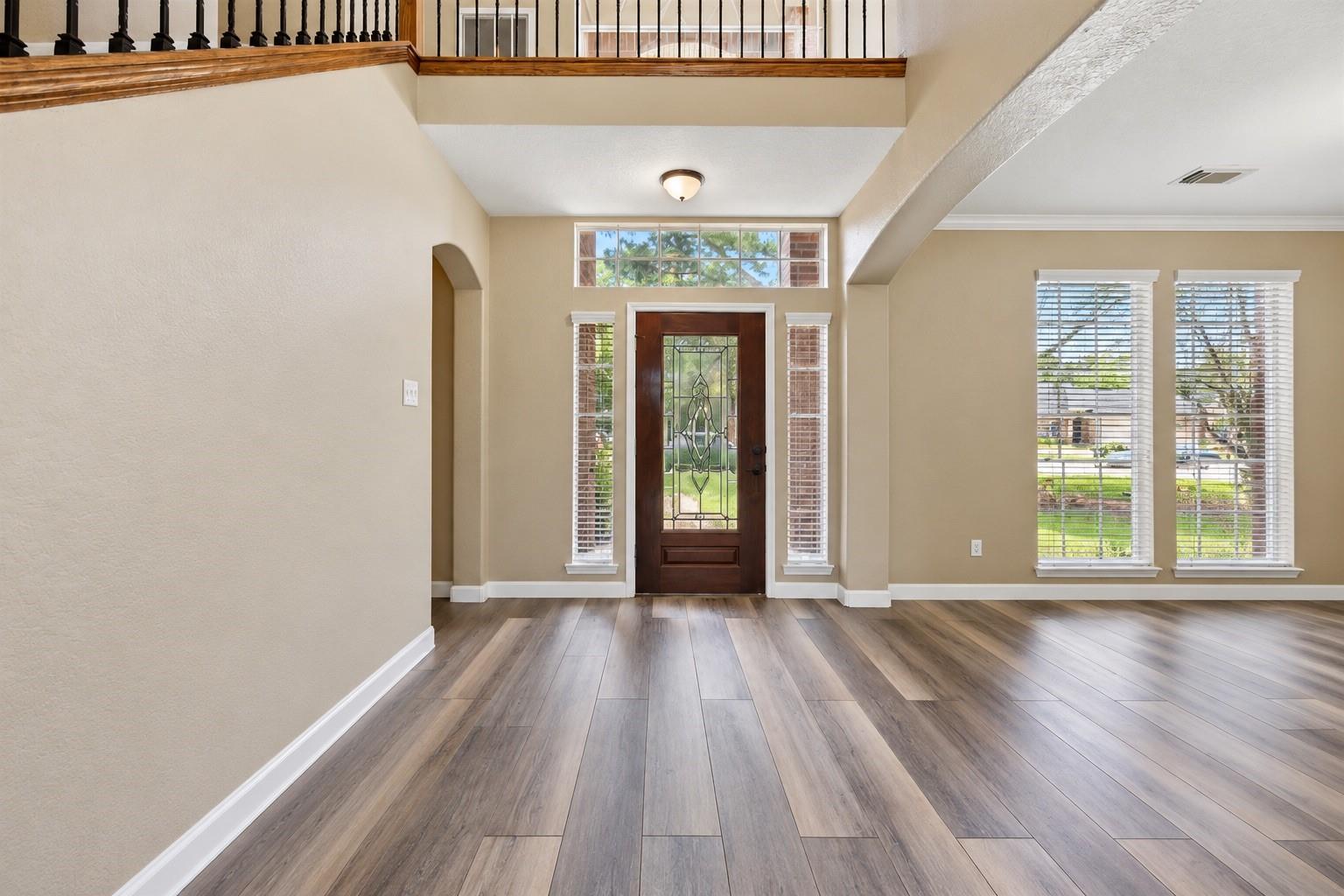 3731 Lauderwood Lane
