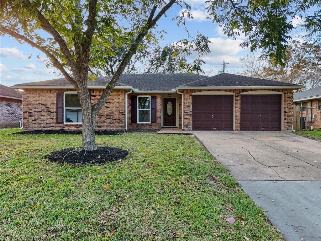 Photo of 1405 Newport Boulevard, League City, TX 77573 (MLS # 65475206)