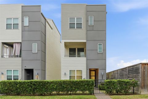 Photo of 2733 Eado Edge Court, Houston, TX 77020 (MLS # 63663944)