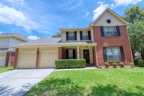 Homes For Sale - 427 Birch Hill Drive<br/> Fort Bend County, Sugar Land, TX 77479