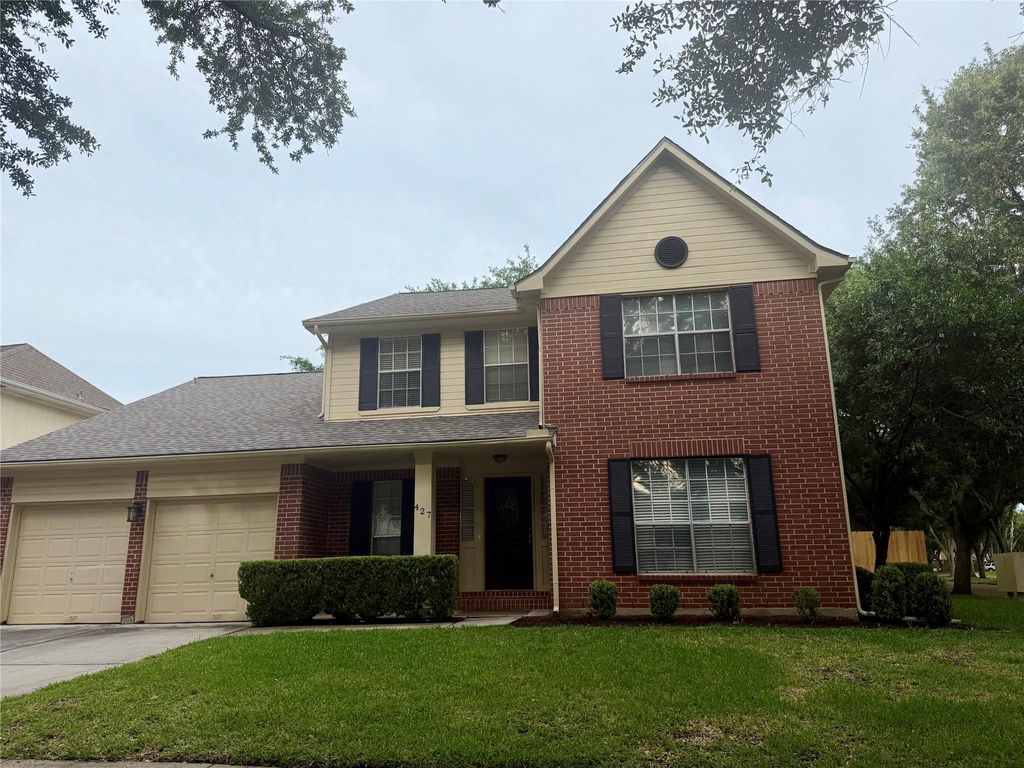 Photo of 427 Birch Hill Drive, Sugar Land, TX 77479 (MLS # 62103831)