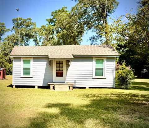 Photo of 667 County Road 4150, Woodville, TX 75979 (MLS # 69055549)
