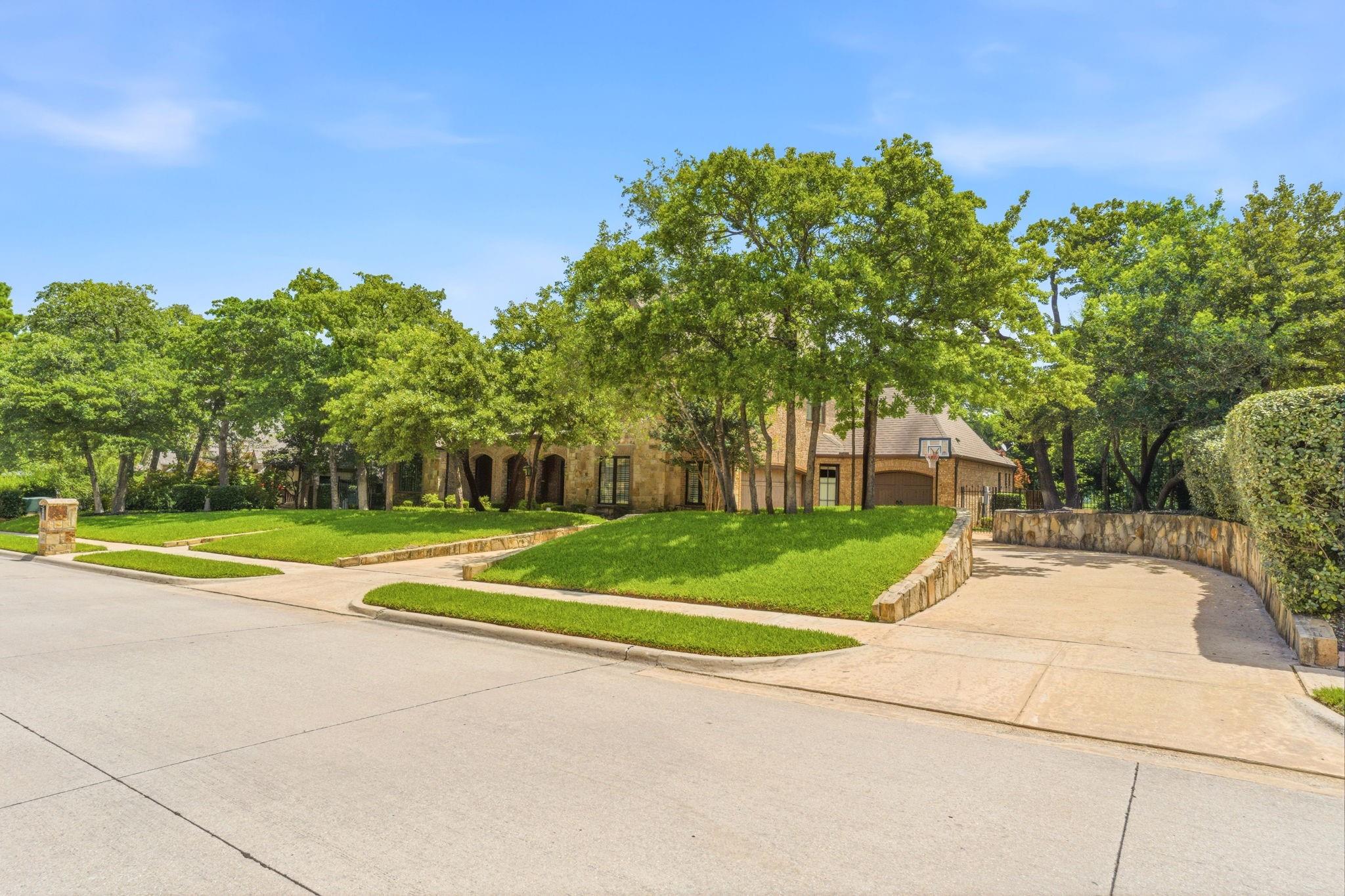 1725 Biltmore Drive