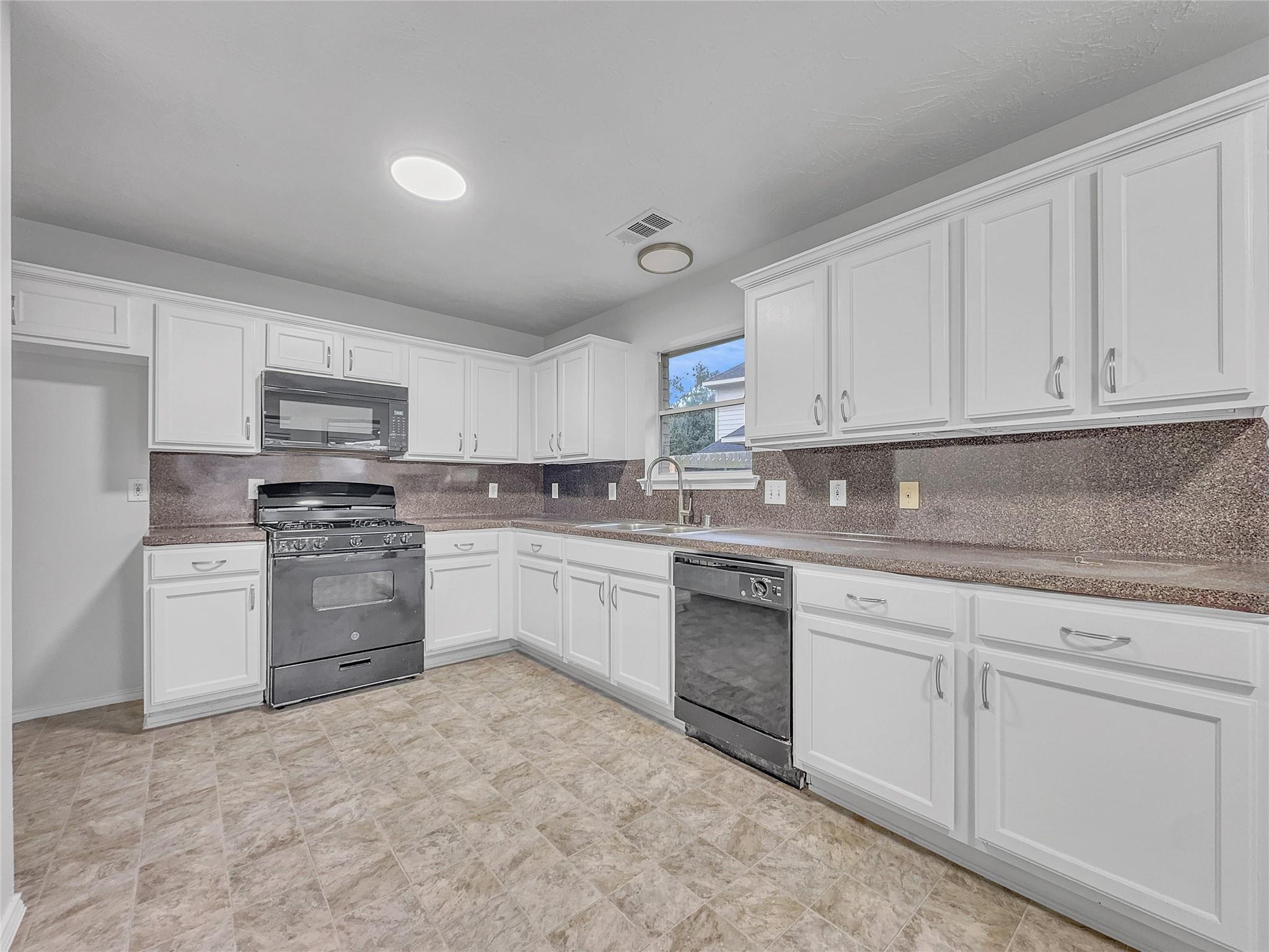 10623 Redwood Drive